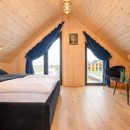 بيت للعطل Large Home, Swimming Pool, Sauna, Jacuzzi