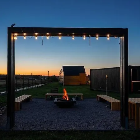Large Home, Swimming Pool, Sauna, Jacuzzi * Kopań