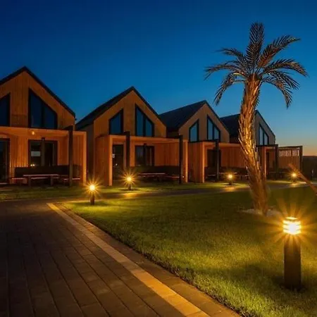Large Home, Swimming Pool, Sauna, Jacuzzi * Kopań
